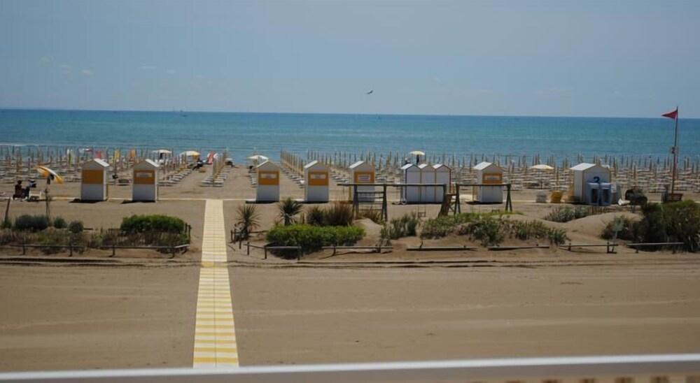 Hotel Linda Caorle Esterno foto